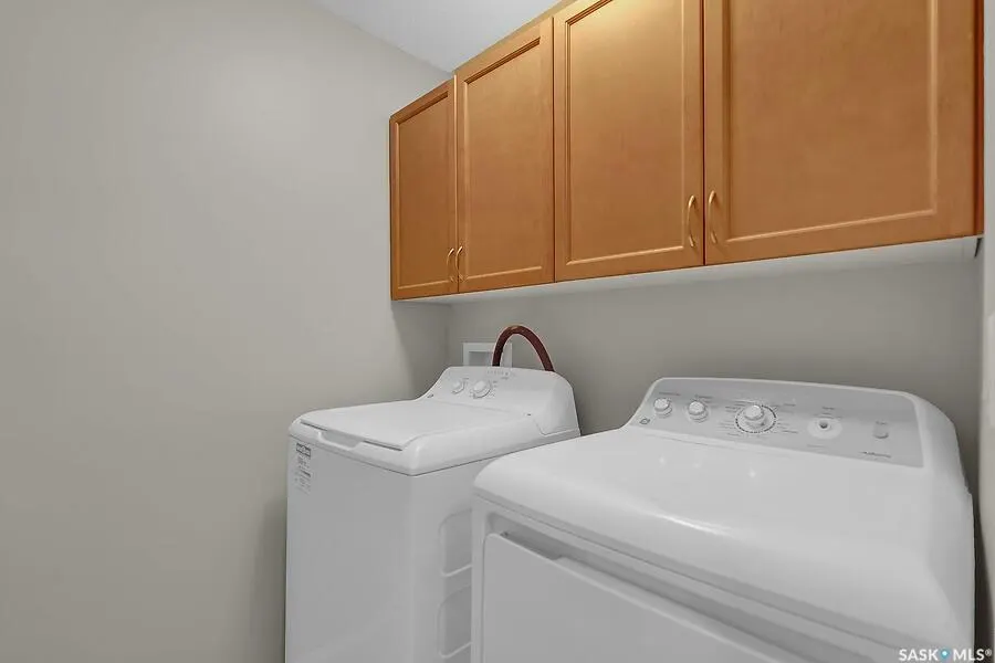 221 South Front STREET, #221
