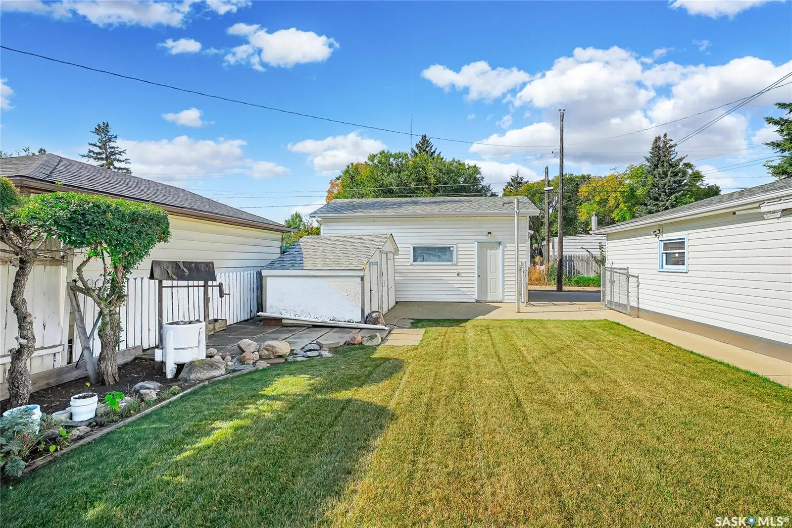 321 Montreal AVENUE N