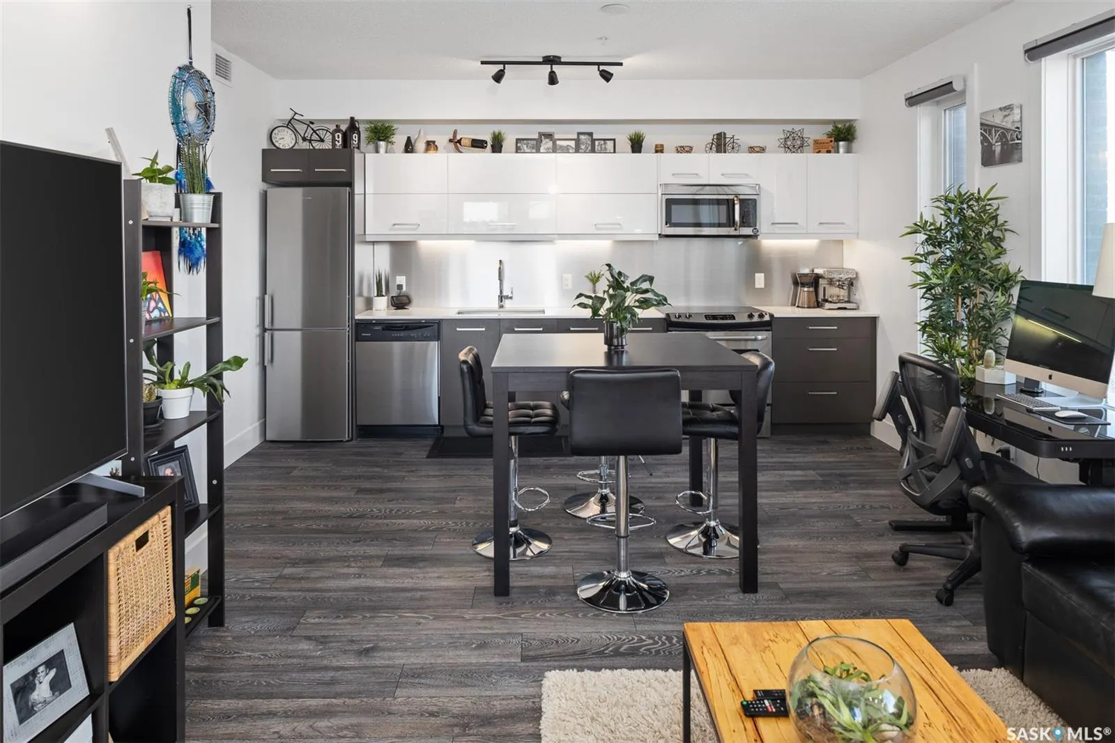 404 C AVENUE, #323