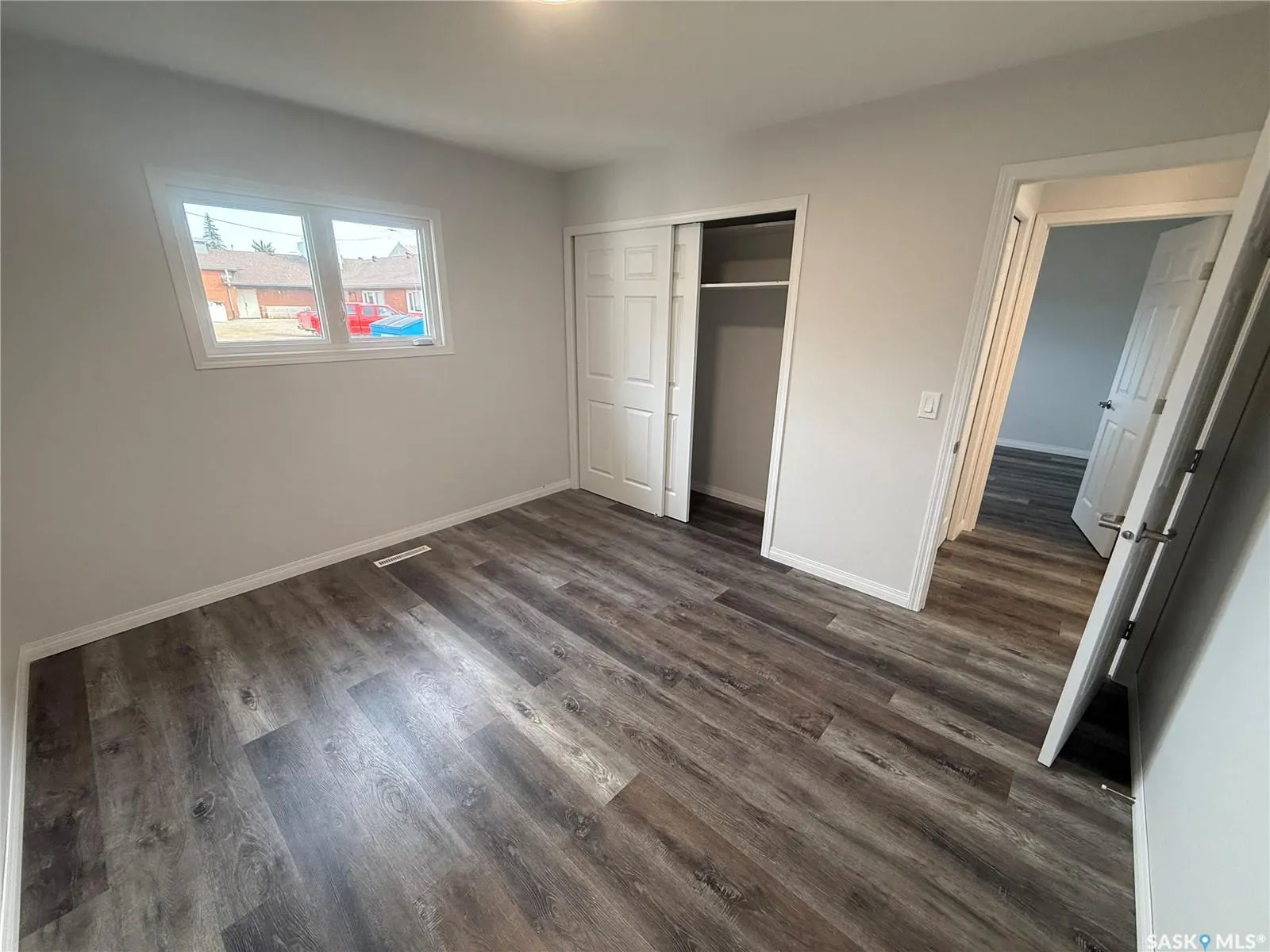 22 Souris AVENUE