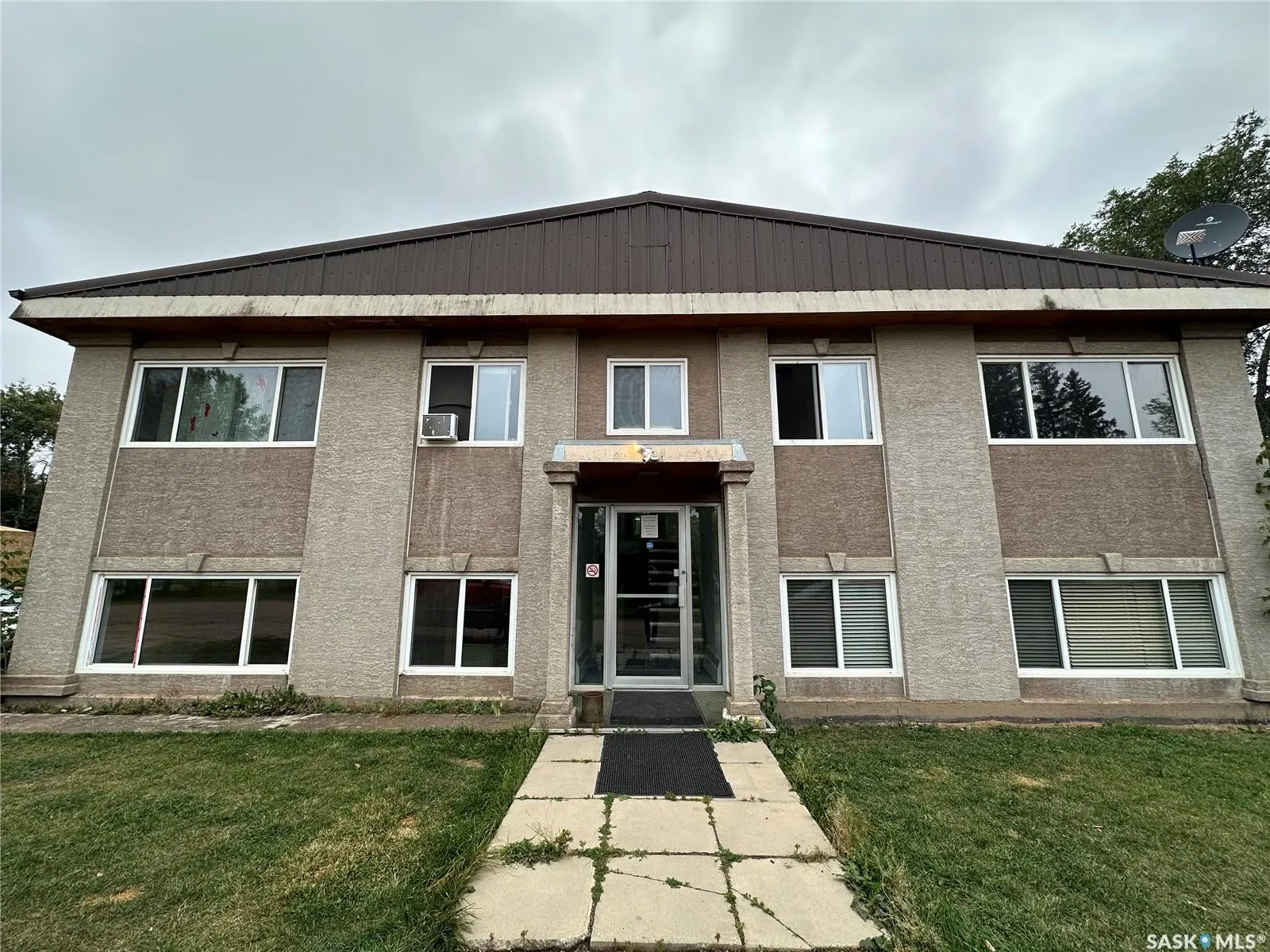 113 3rd STREET E