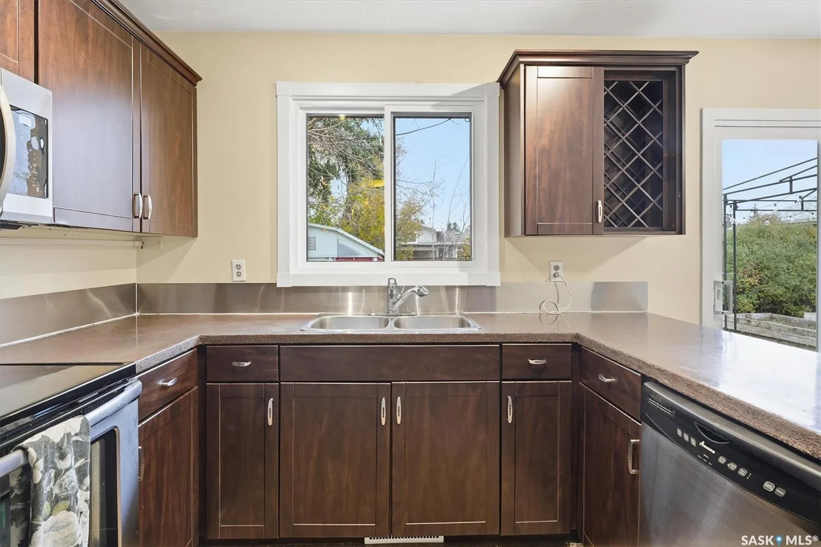 317 Fisher CRESCENT