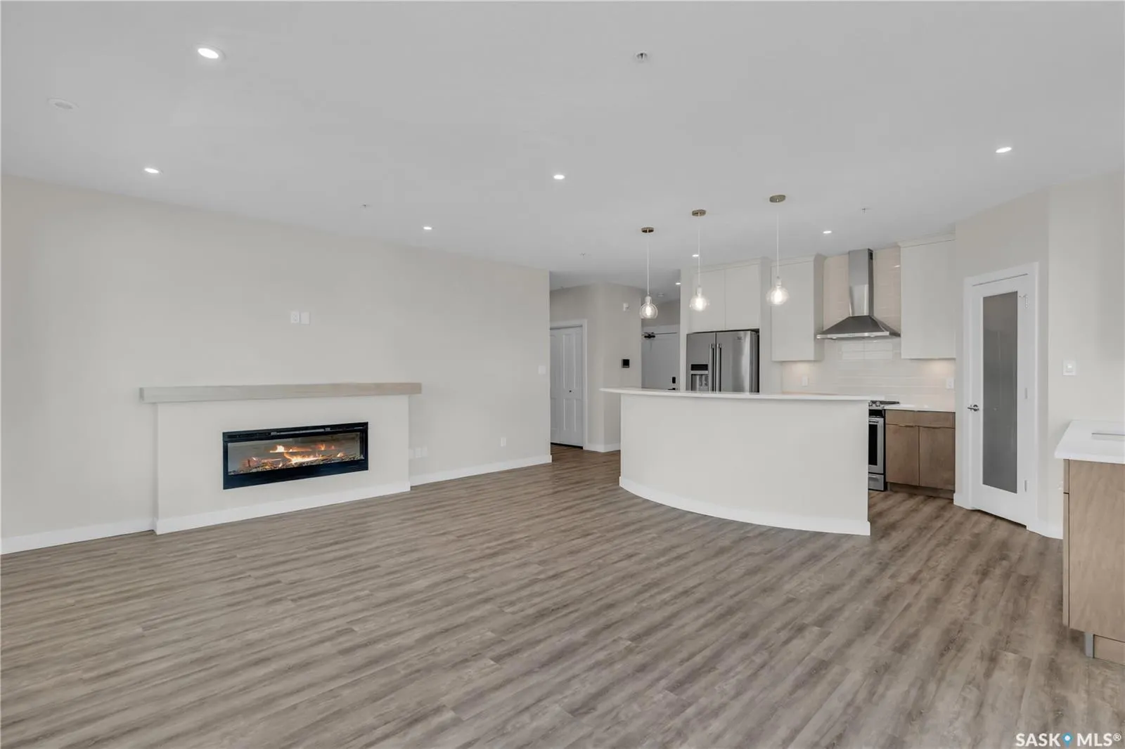 3581 Evans COURT, #201