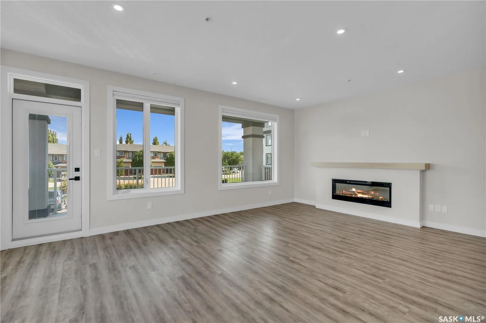 3581 Evans COURT, #201