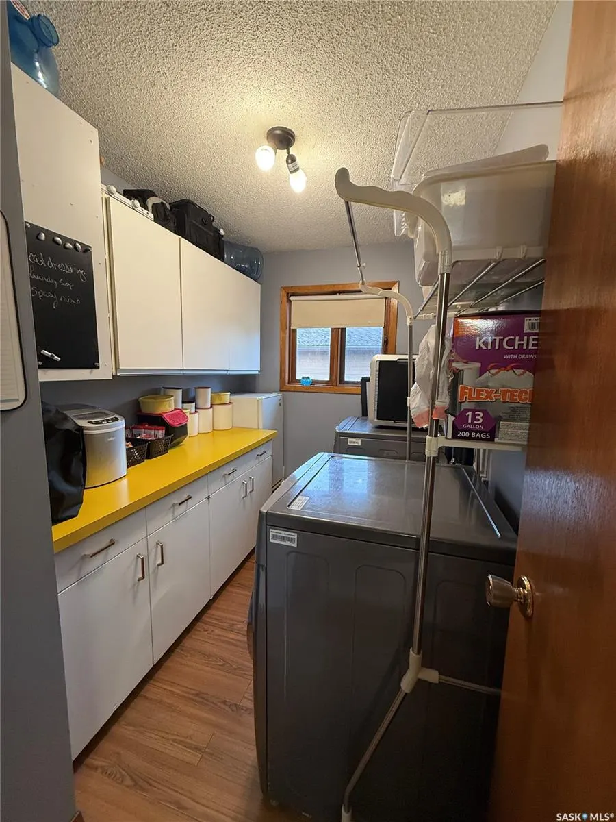 695 Elevator ROAD