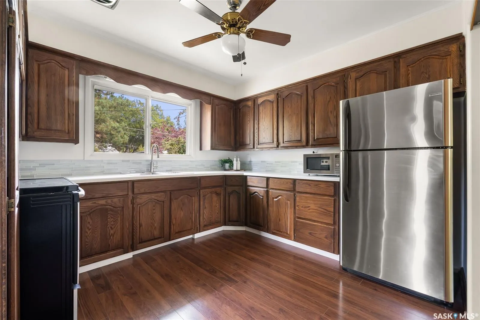 10 Dunning CRESCENT