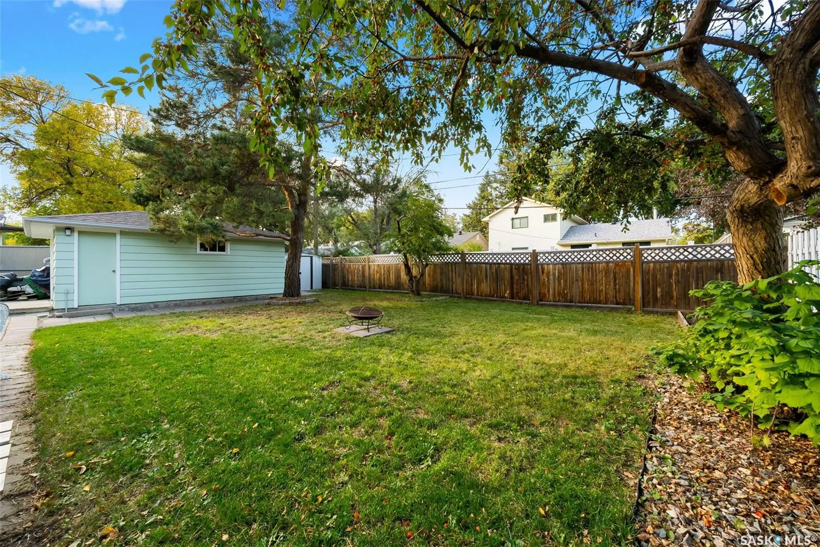 10 Dunning CRESCENT