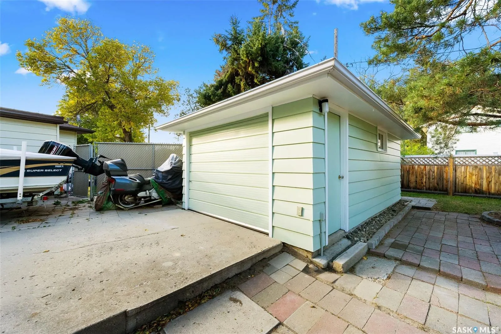 10 Dunning CRESCENT