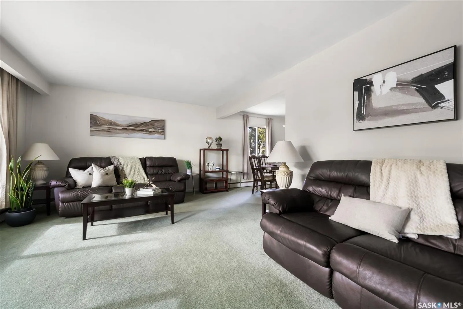 10 Dunning CRESCENT
