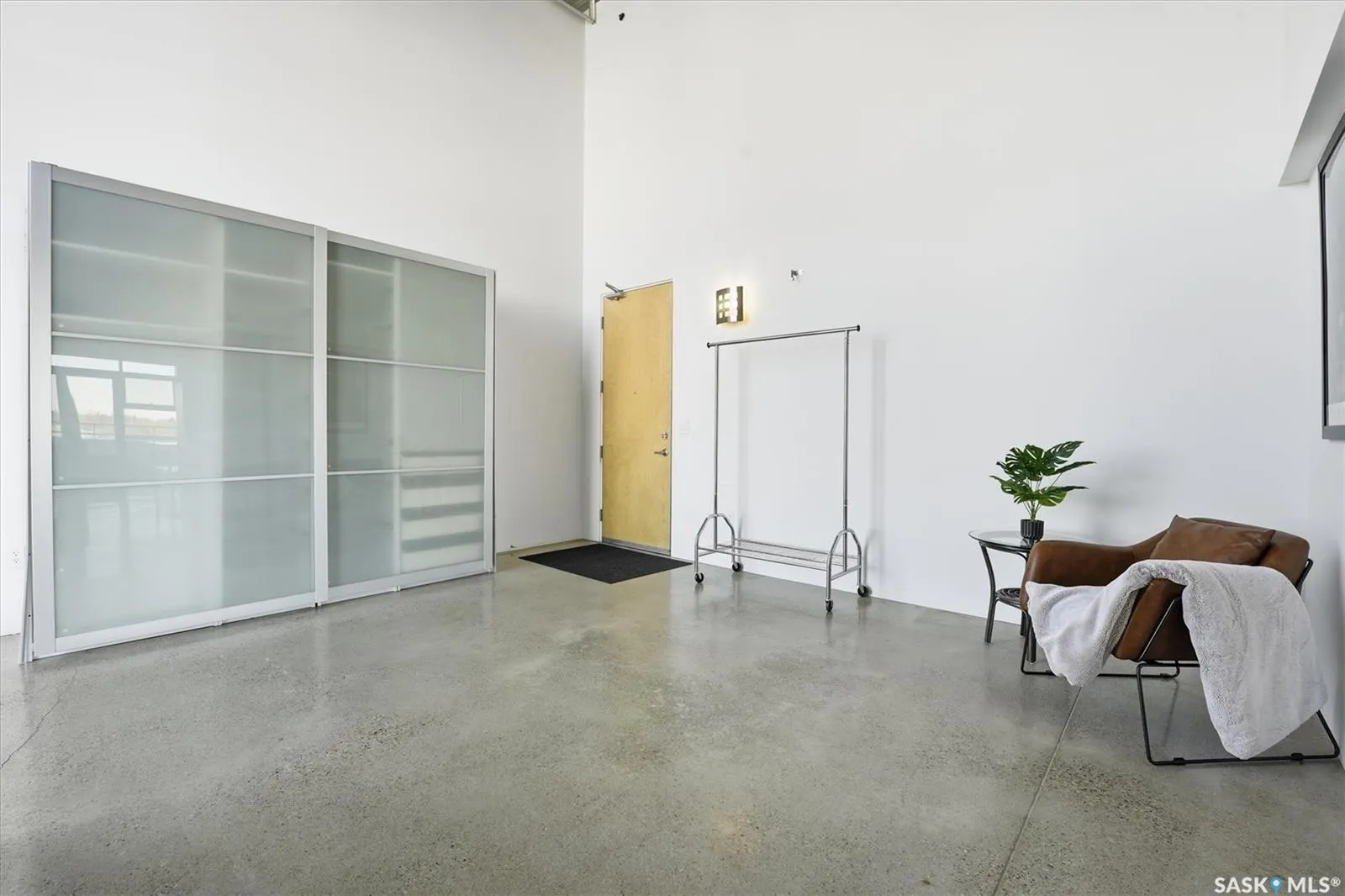 120 23rd STREET E, #529
