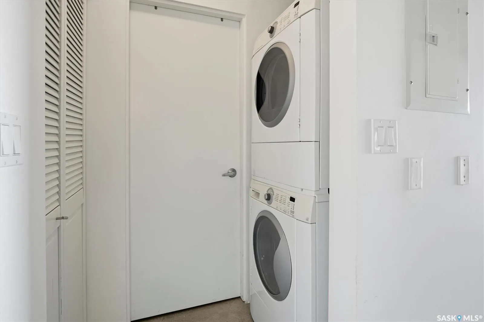120 23rd STREET E, #529