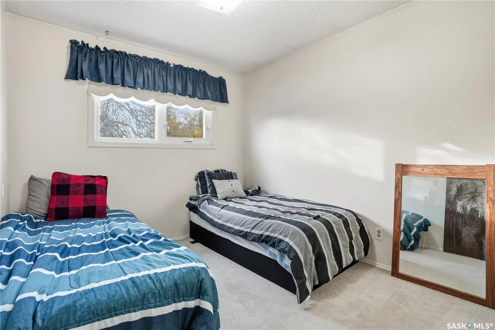 7 University Park DRIVE