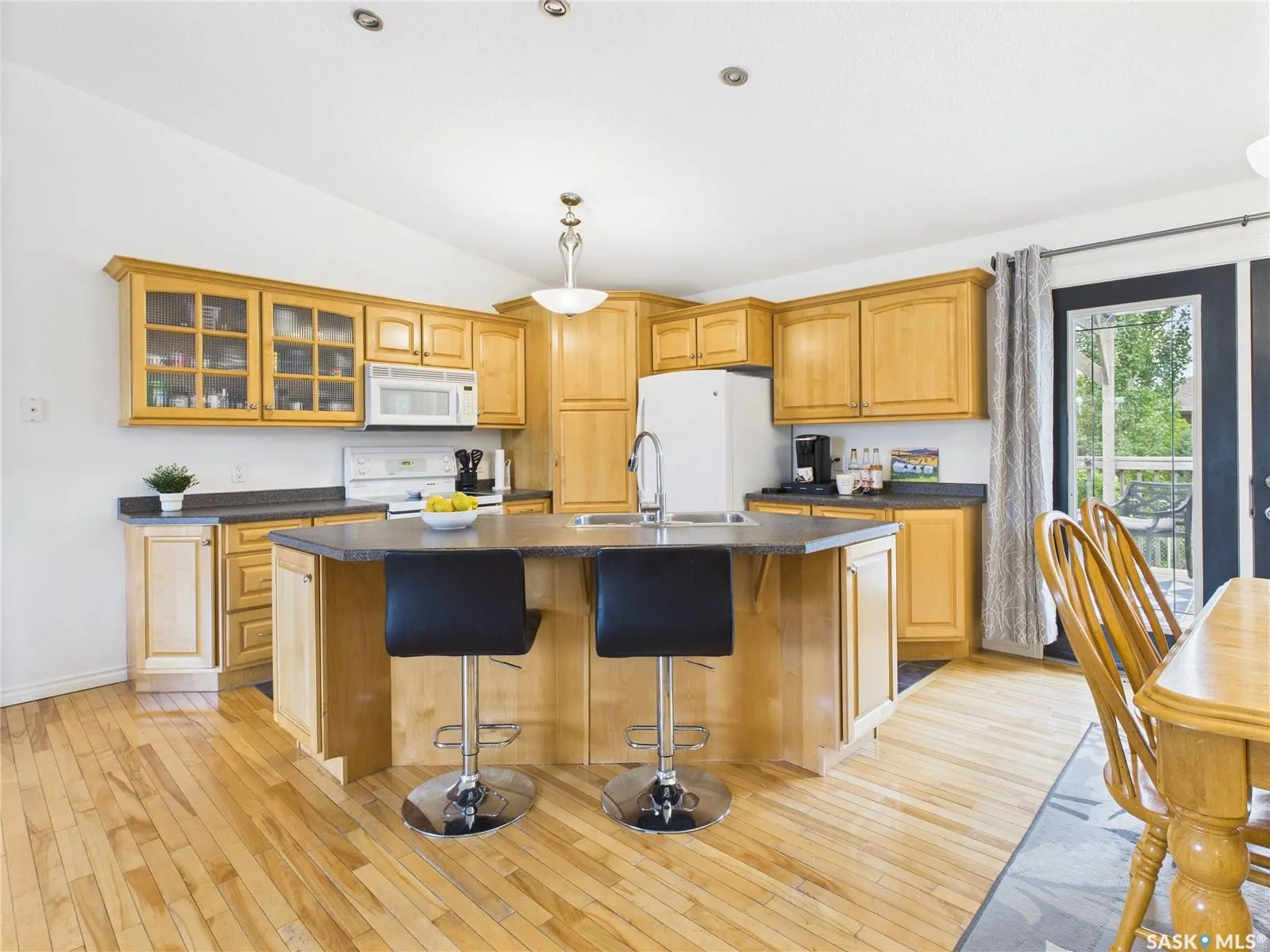 615 CASEY ROAD