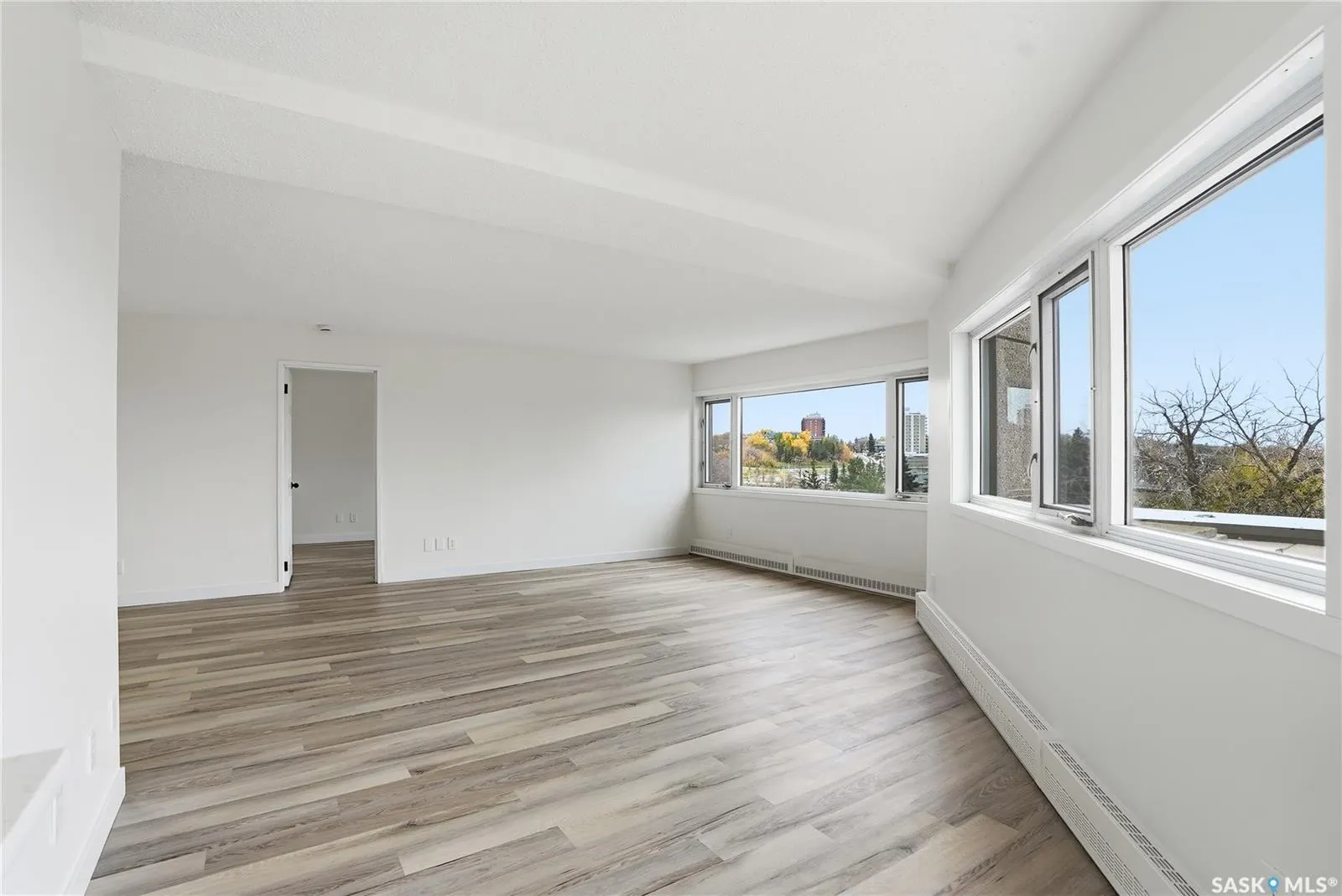 424 Spadina CRESCENT E, #470
