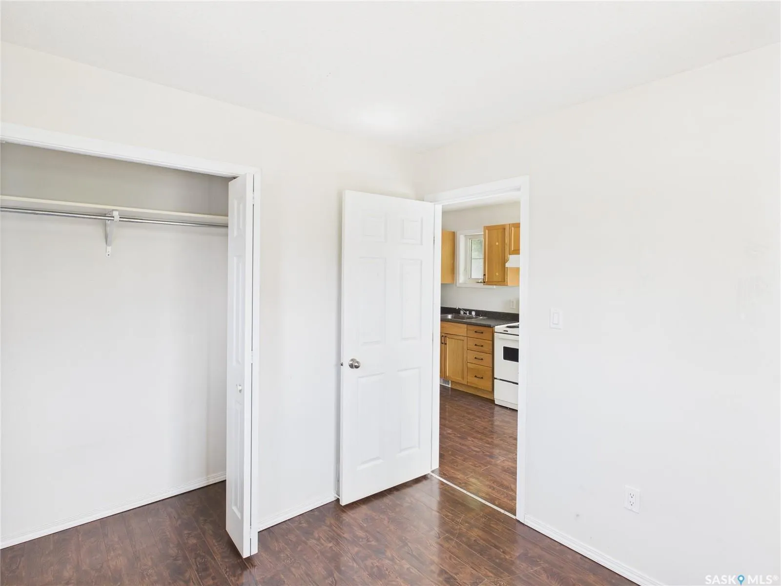 619 7th STREET E