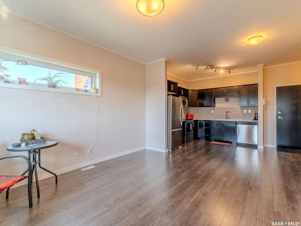 720 Baltzan BOULEVARD, #302