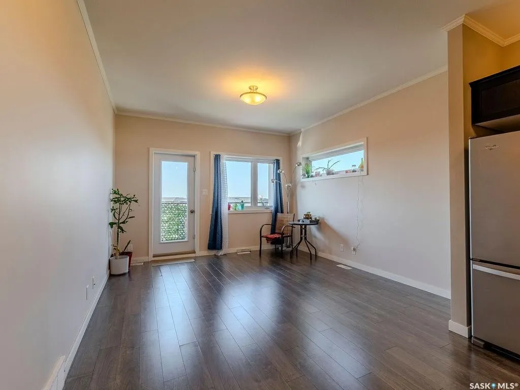 720 Baltzan BOULEVARD, #302