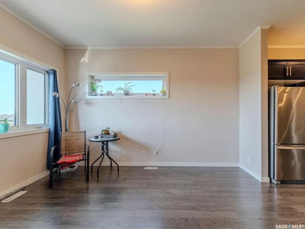 720 Baltzan BOULEVARD, #302