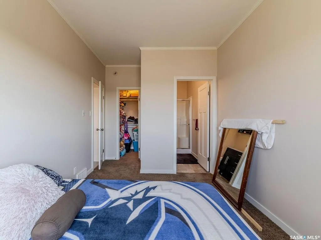 720 Baltzan BOULEVARD, #302