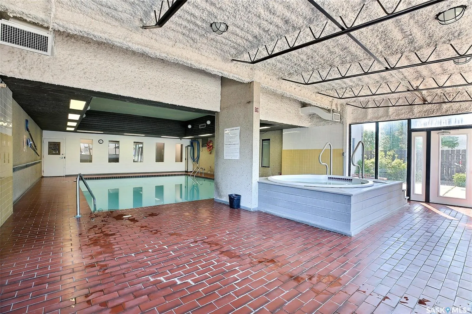 3520 HILLSDALE STREET, #204