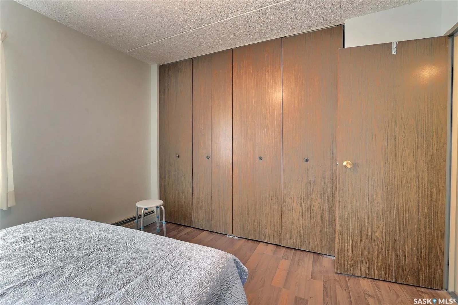 3520 HILLSDALE STREET, #204