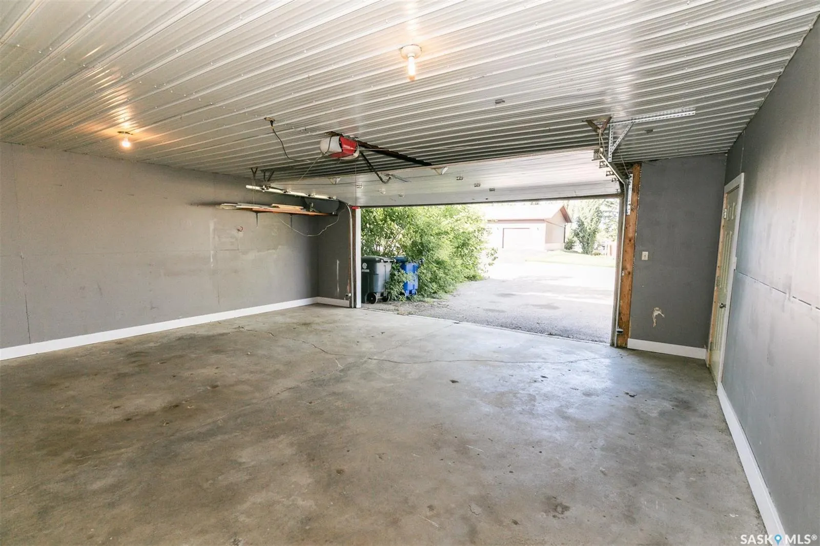 313 Yukon AVENUE