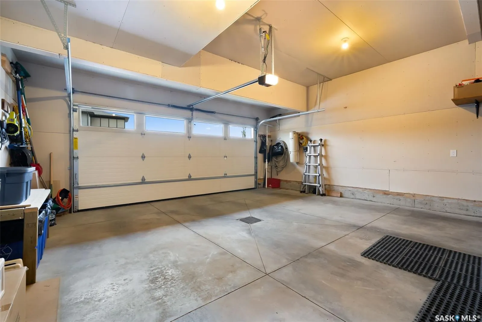 5270 Green CRESCENT