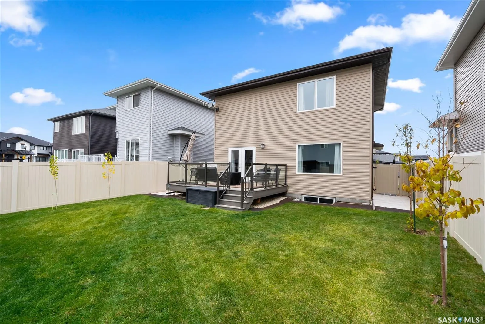 5270 Green CRESCENT