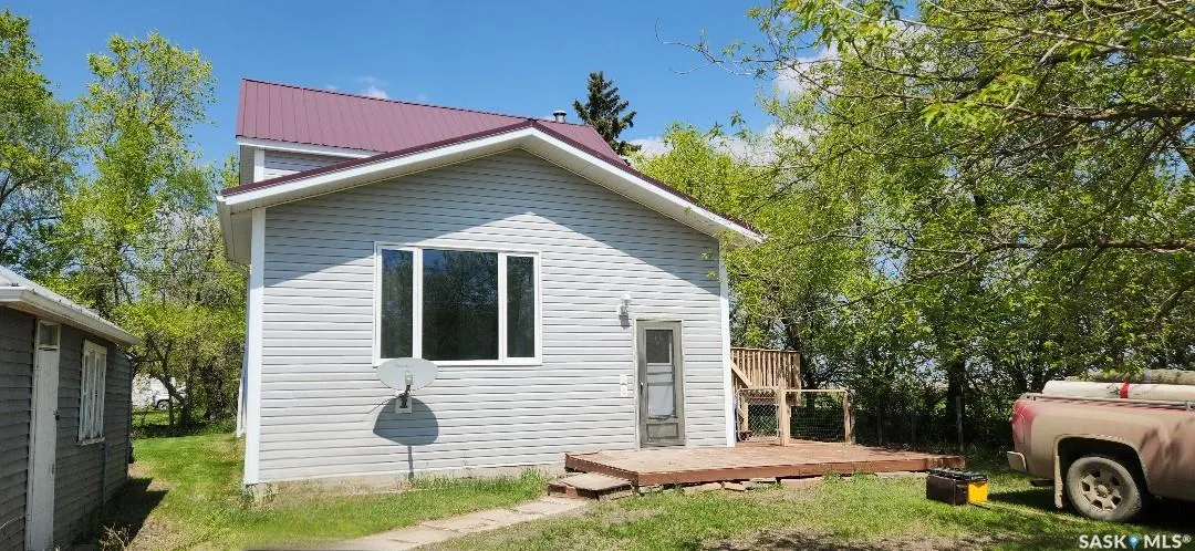 708 Qu'appelle AVENUE