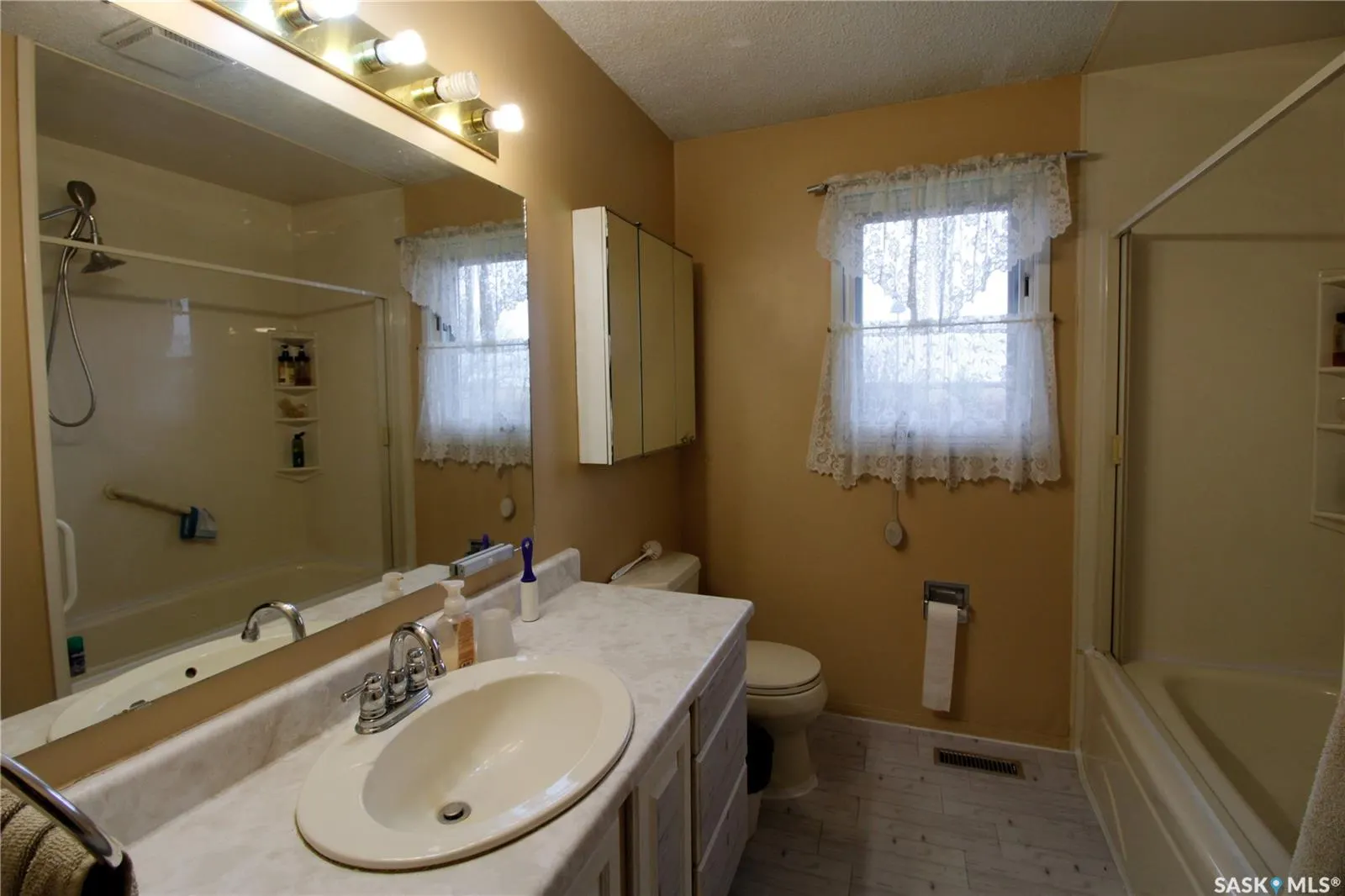 821 Centennial CRESCENT