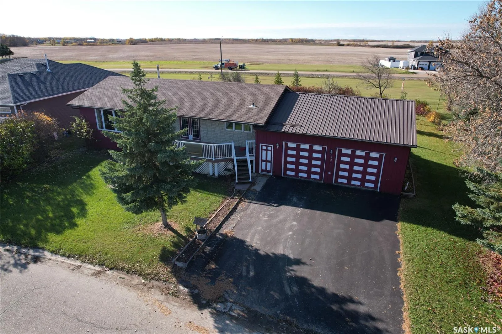 821 Centennial CRESCENT