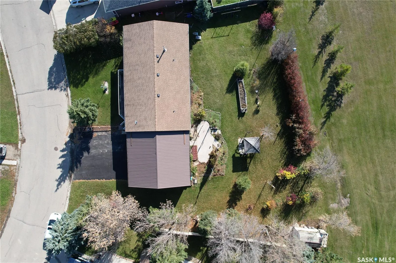 821 Centennial CRESCENT