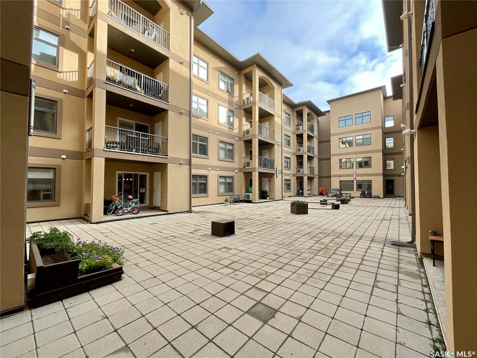 3630 Haughton ROAD E, #112
