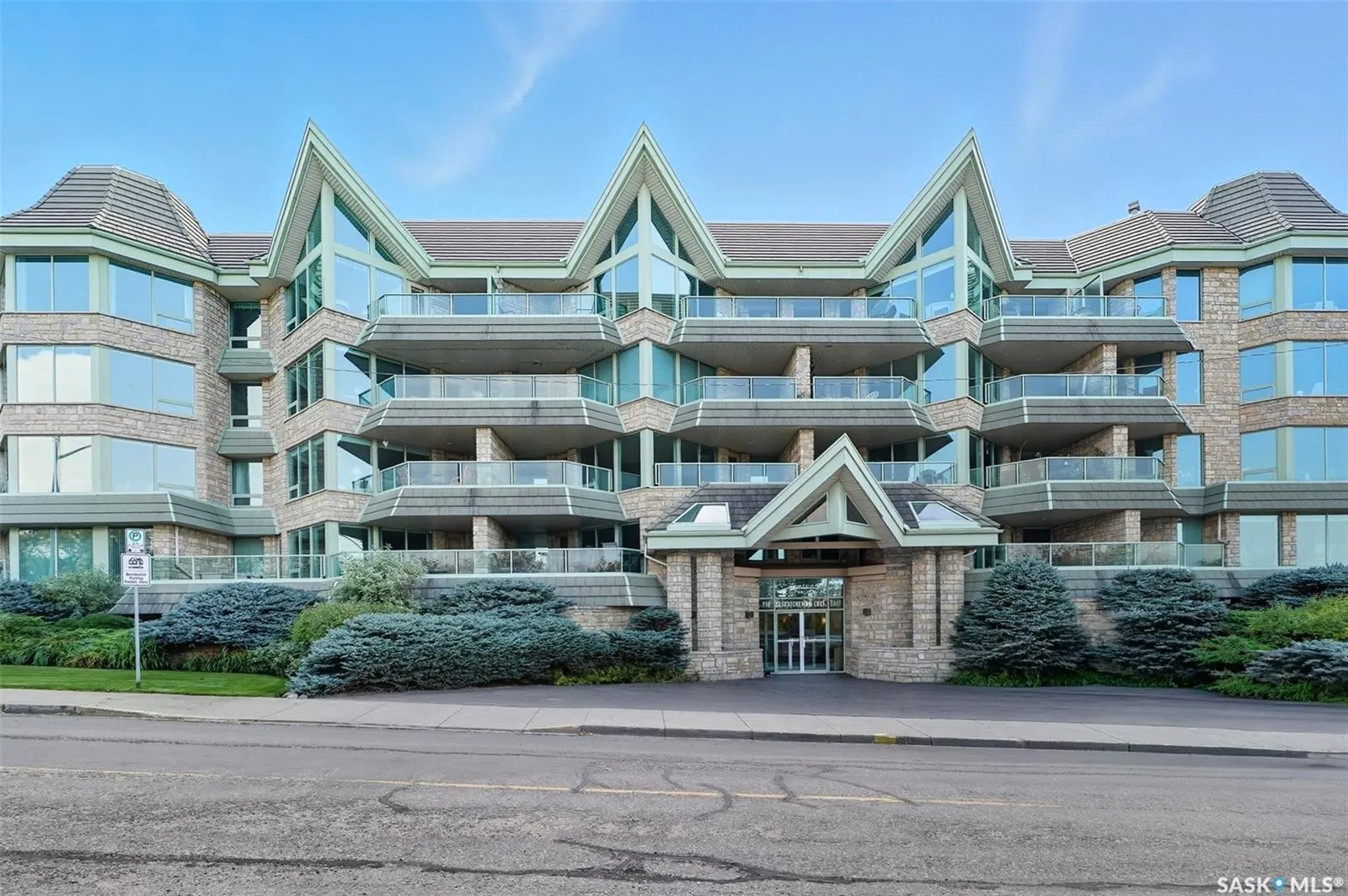 510 Saskatchewan CRESCENT E, #313