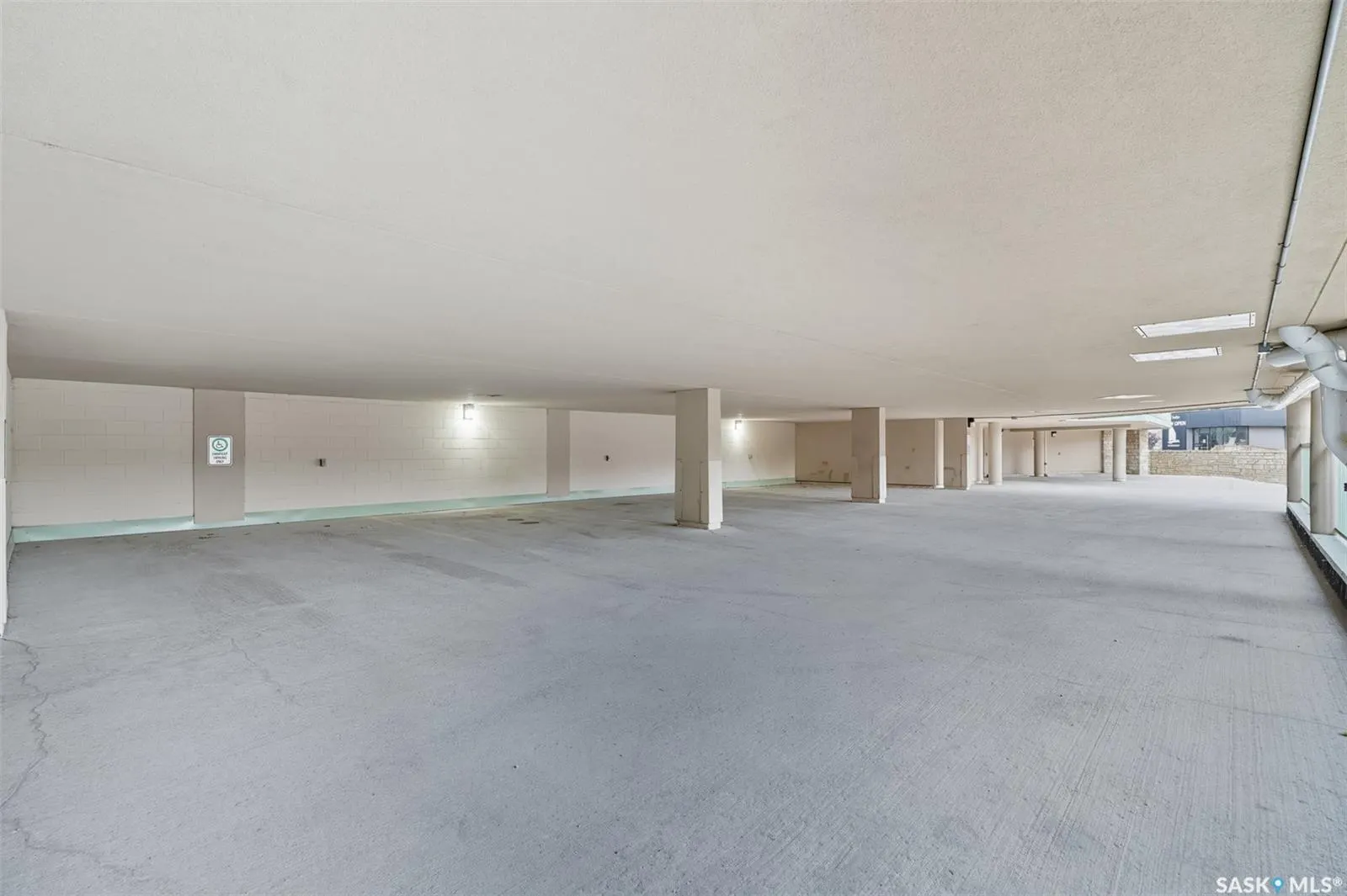 510 Saskatchewan CRESCENT E, #313