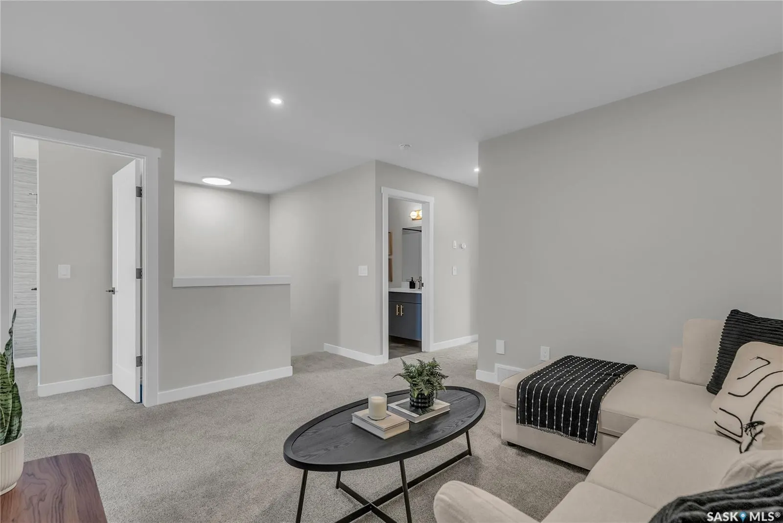 155 McFaull WAY, #408