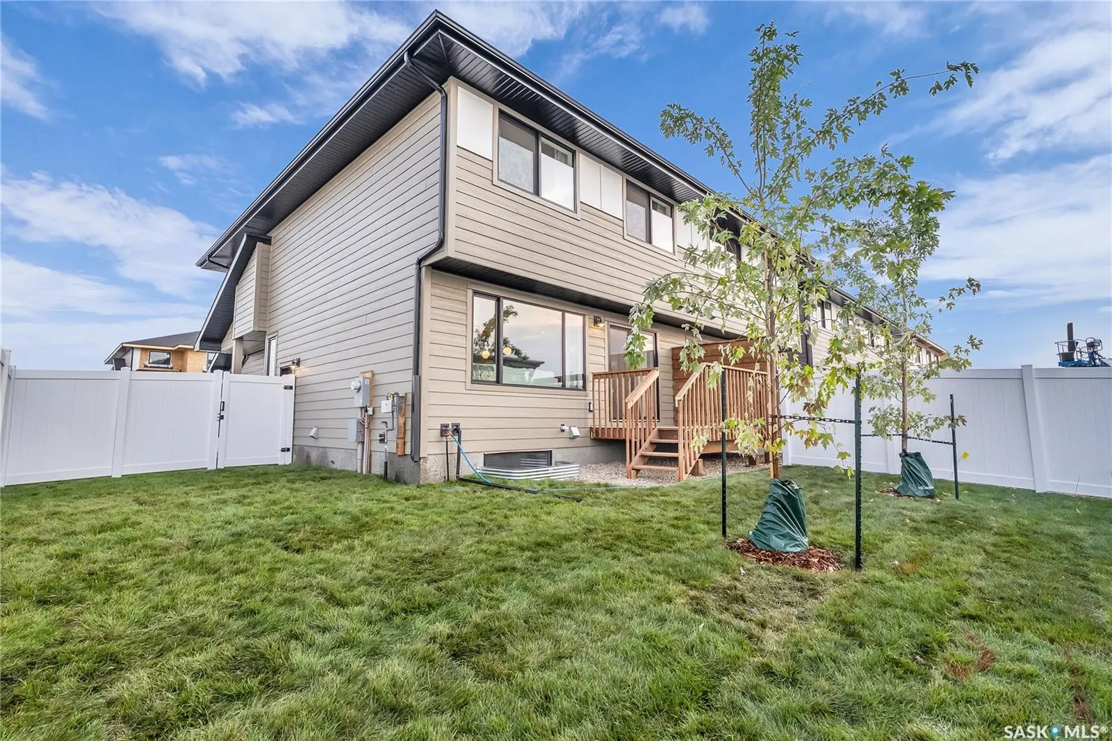 155 McFaull WAY, #408