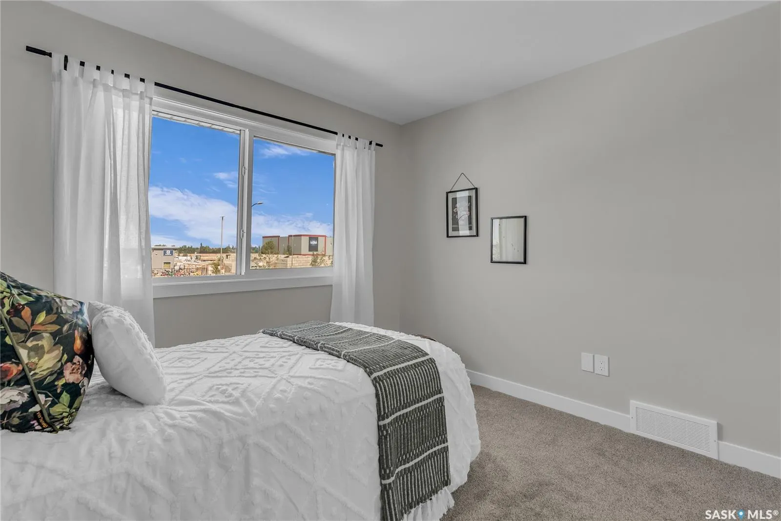 155 McFaull WAY, #408