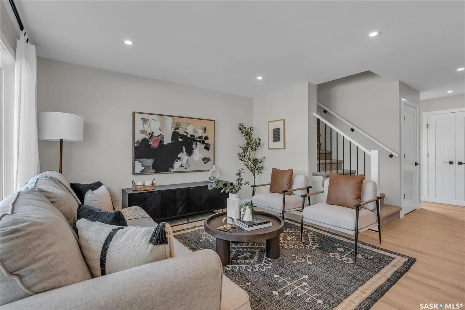155 McFaull WAY, #408