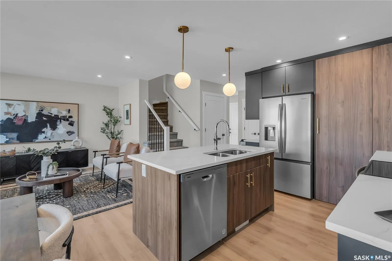 155 McFaull WAY, #408