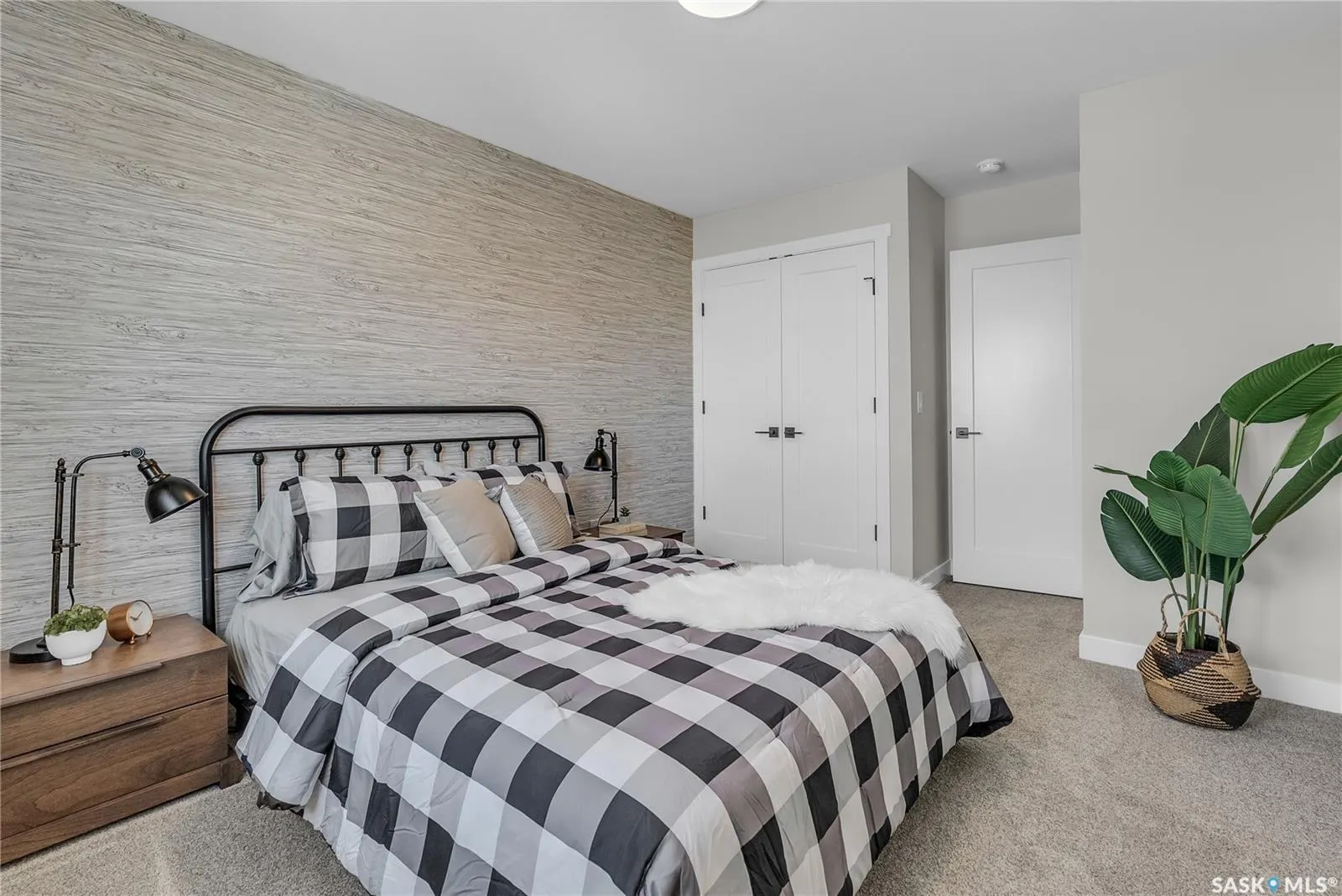 155 McFaull WAY, #408