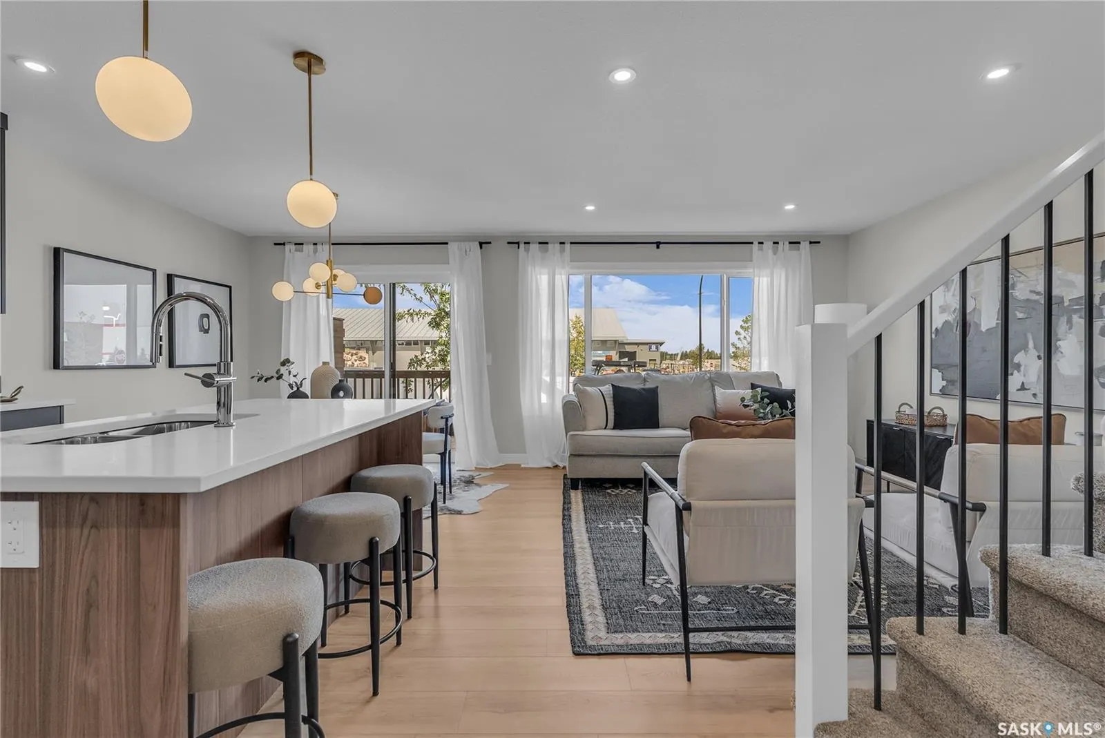 155 McFaull WAY, #408