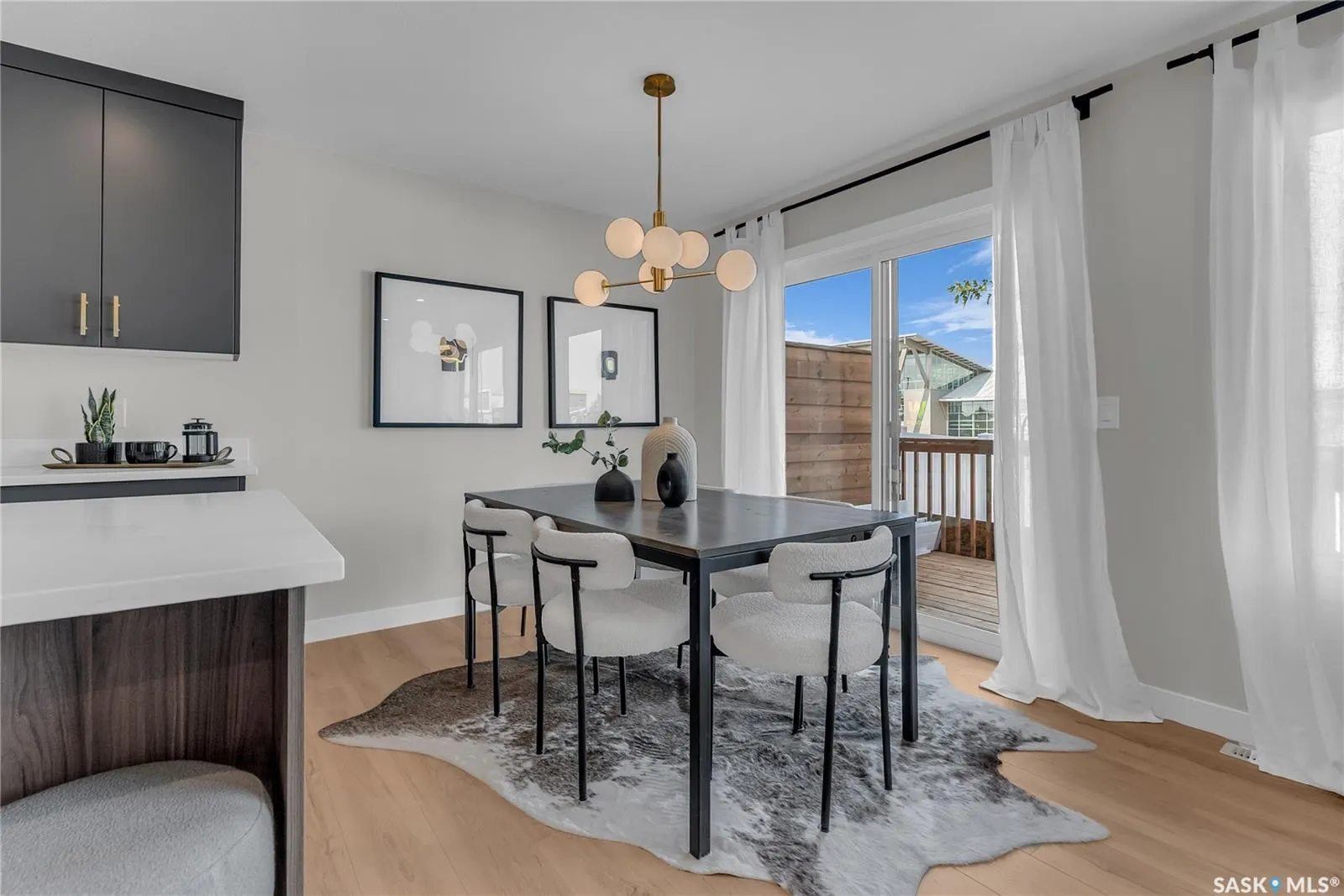 155 McFaull WAY, #408