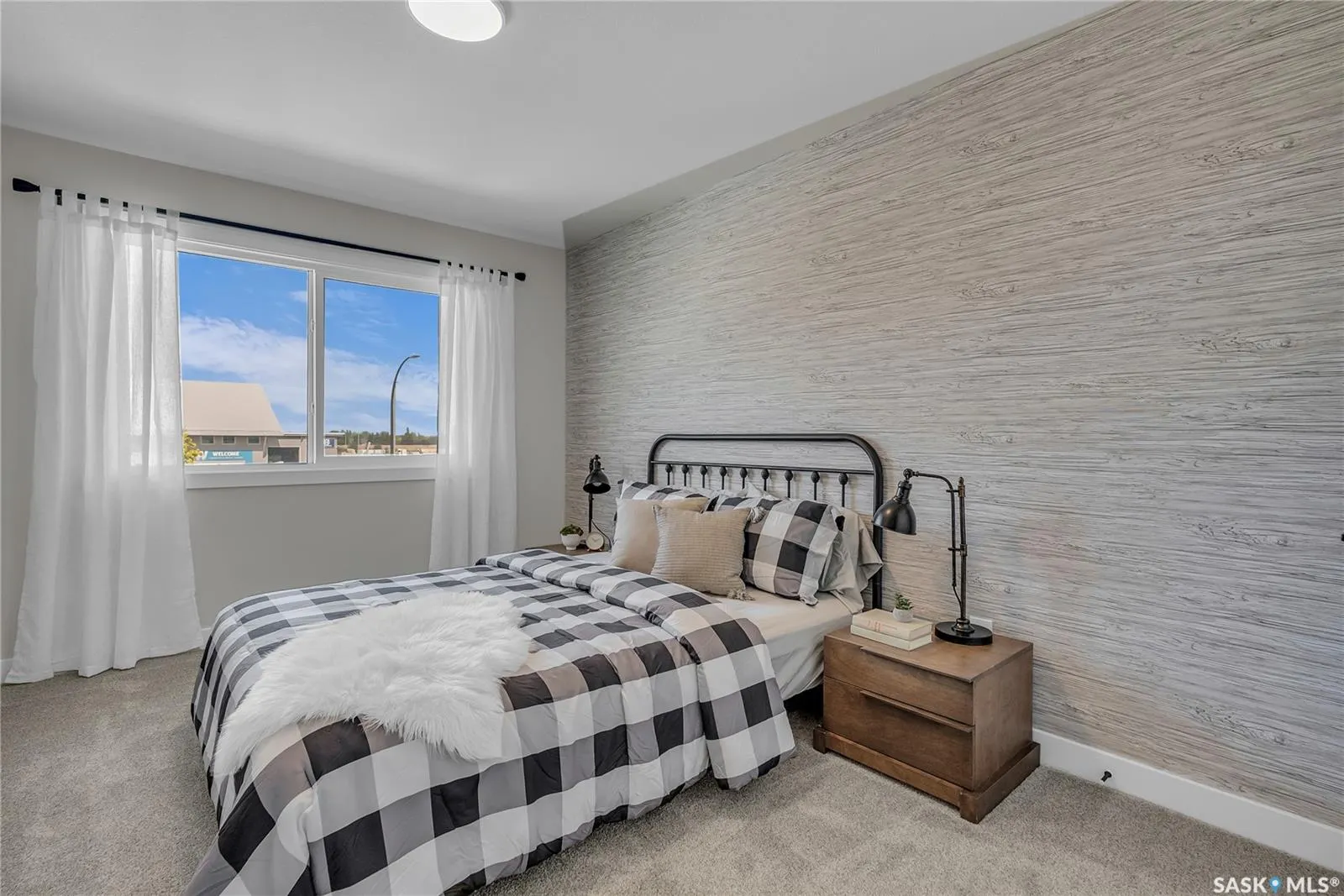 155 McFaull WAY, #408