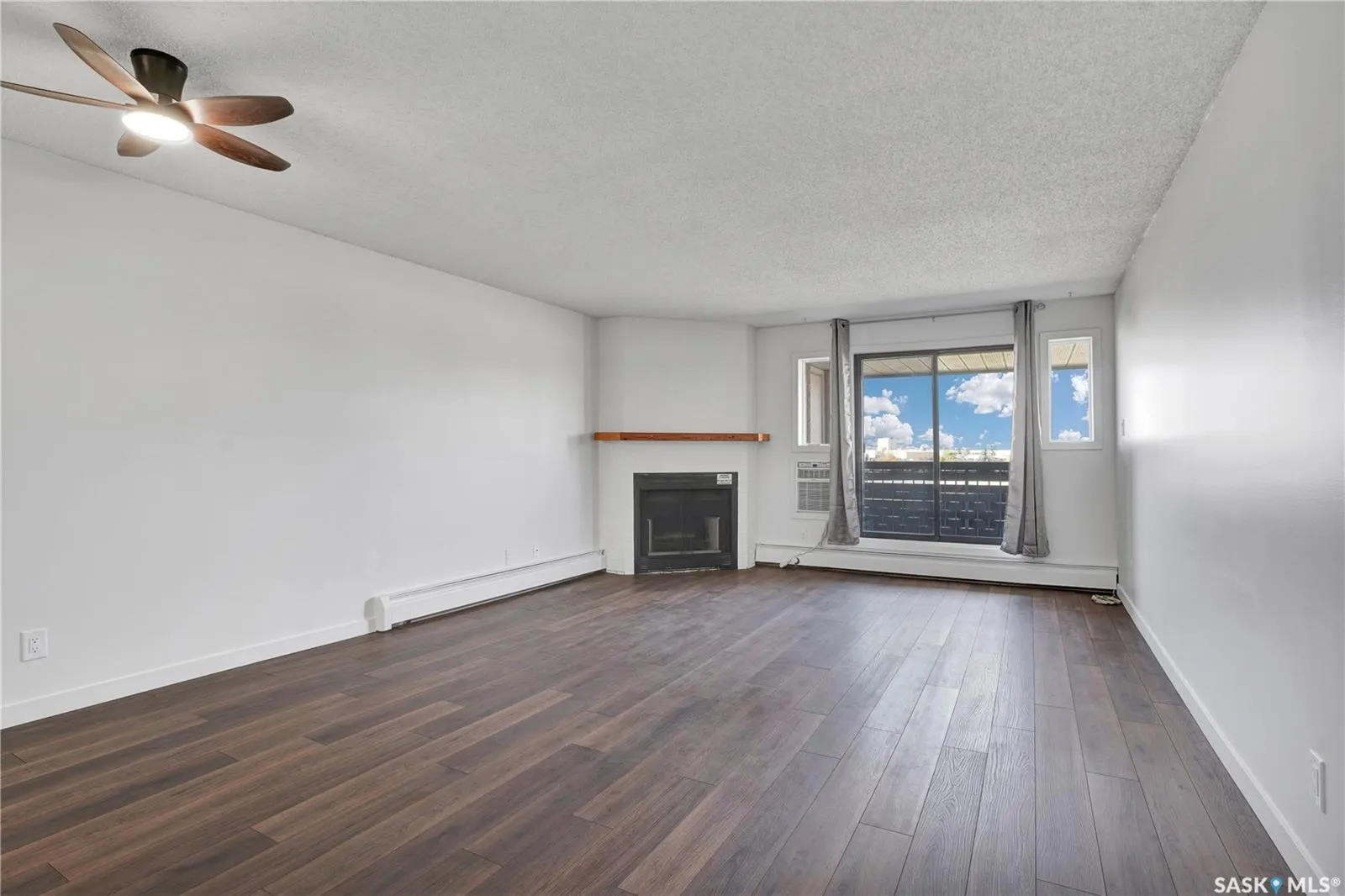 209a Cree PLACE, #301