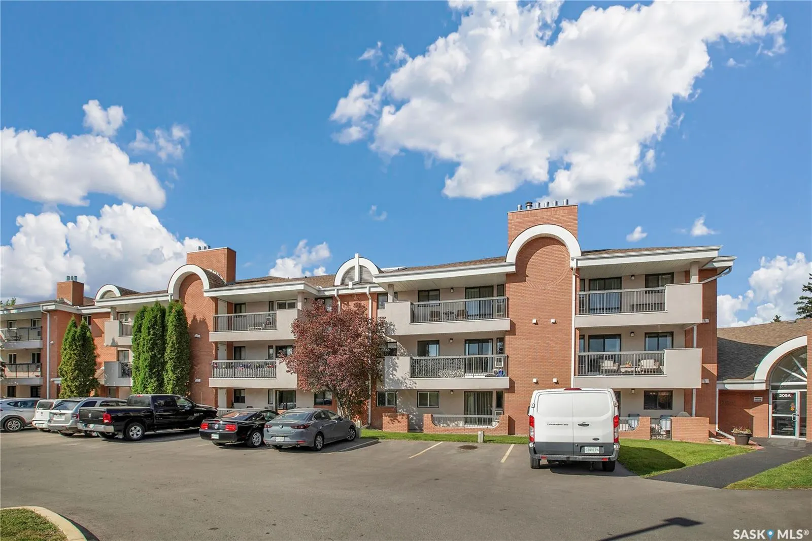 209a Cree PLACE, #301