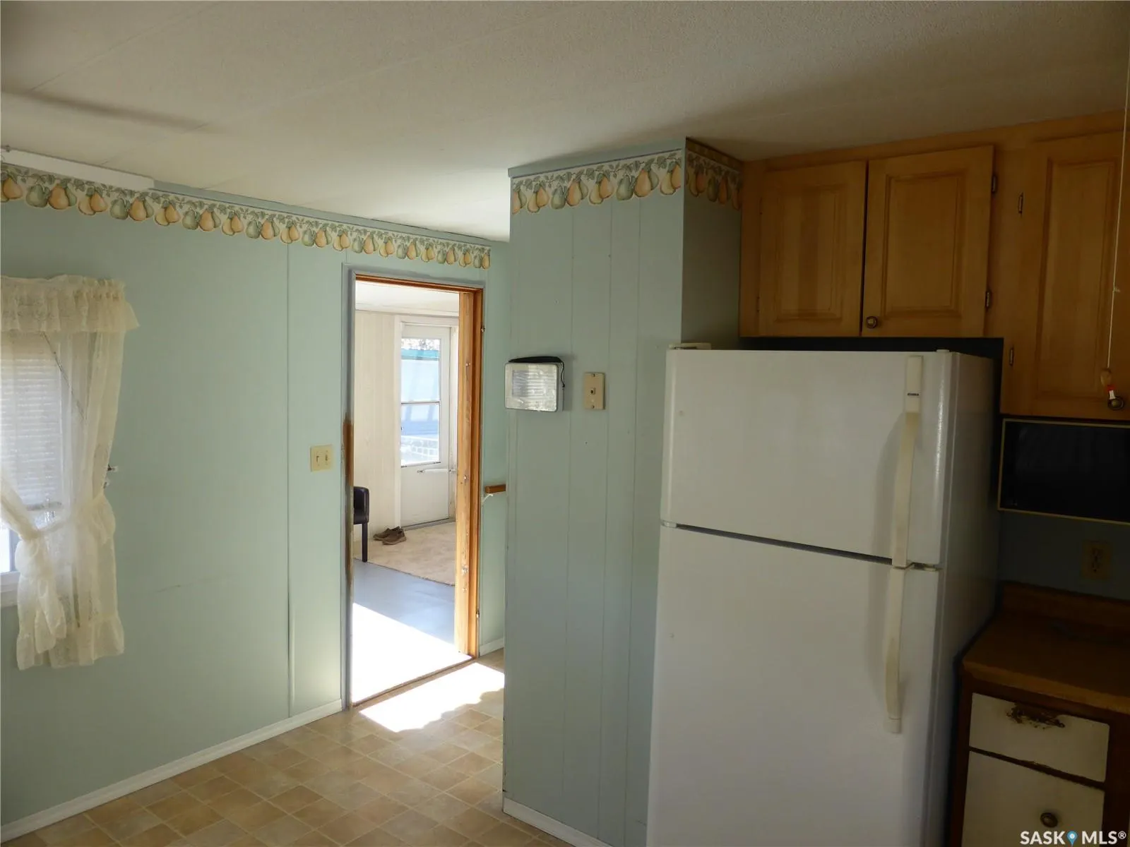 247 2nd STREET S