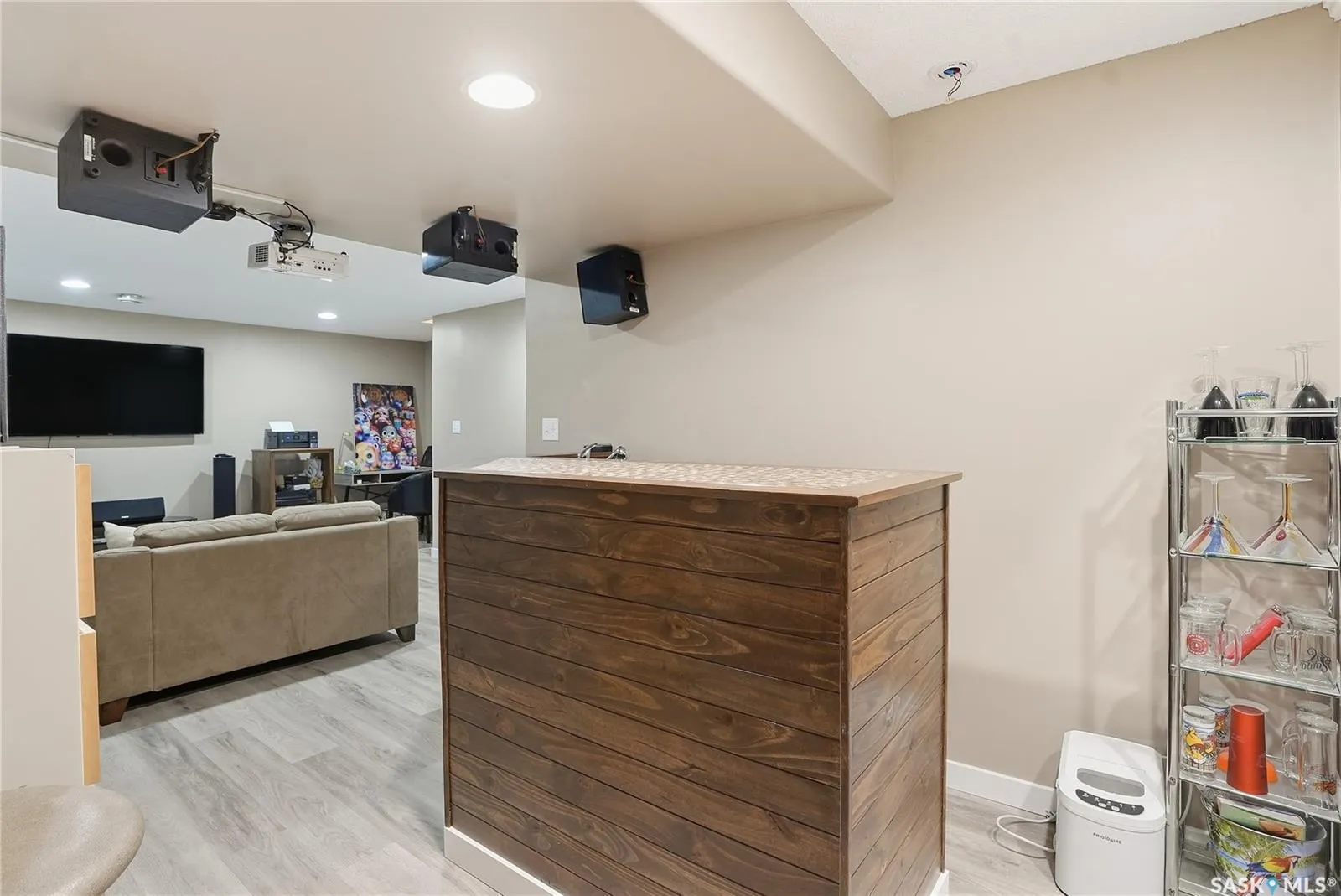 663 Beckett CRESCENT, #213