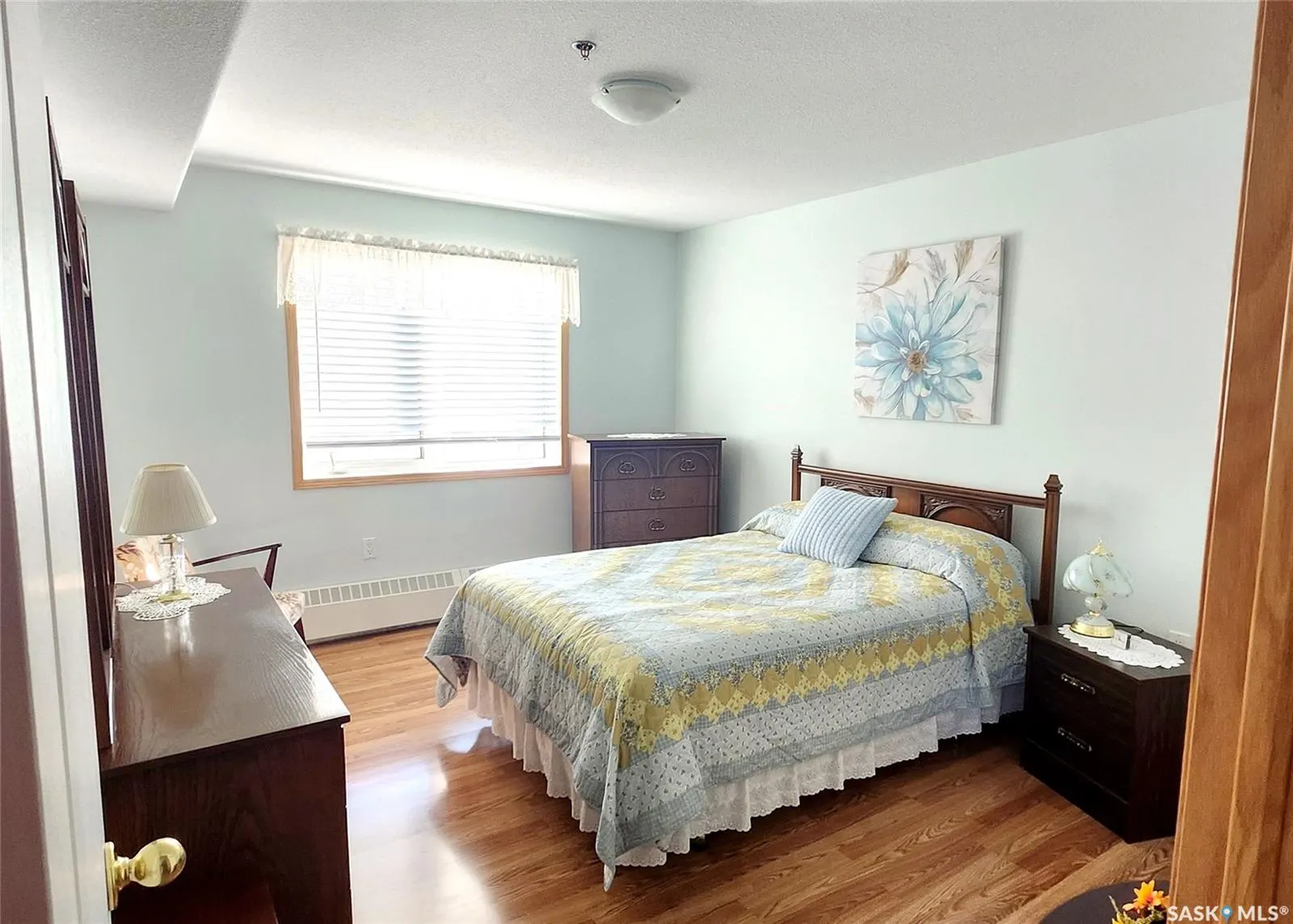 205 McIntyre STREET N, #302