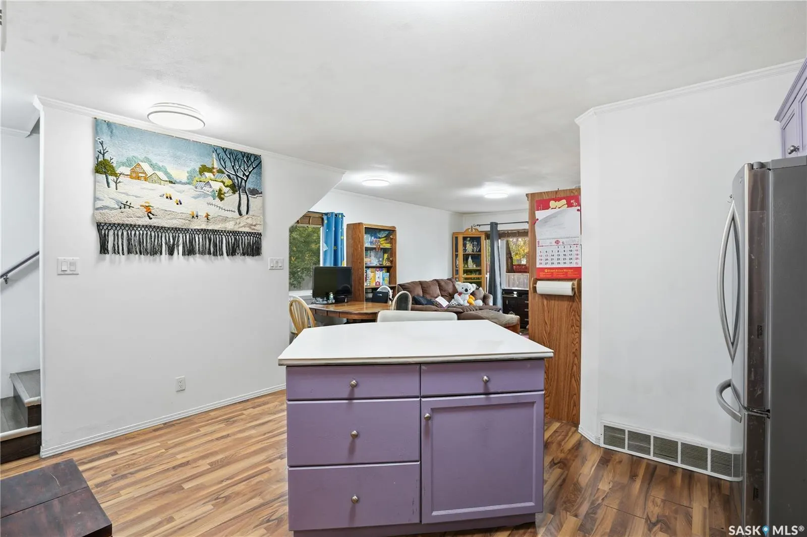 715 Hart ROAD, #201